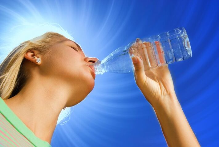 Fluid intake during a drink diet