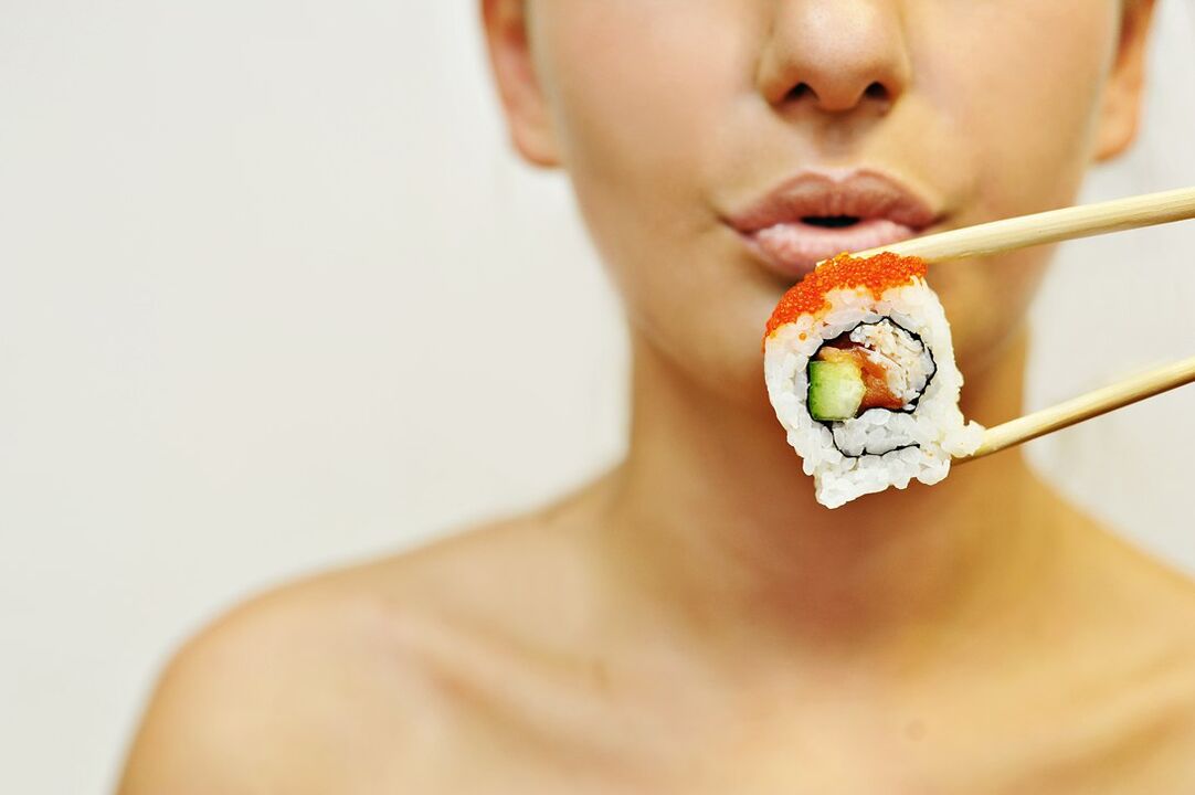 eating sushi on a Japanese diet