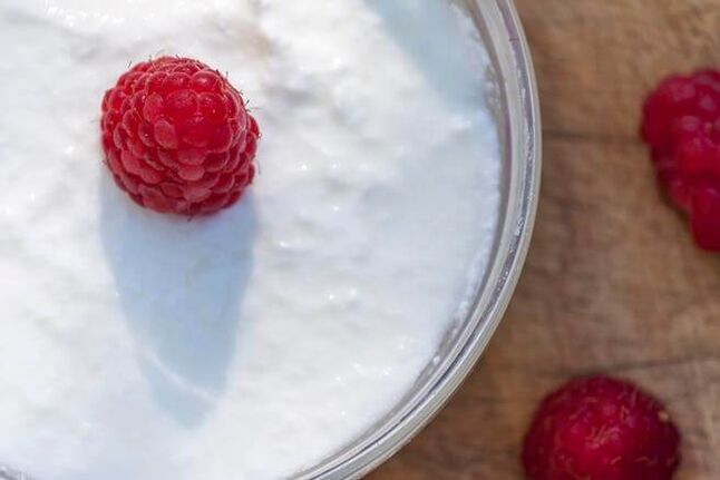 On a low carb diet, you can treat yourself to a milk dessert